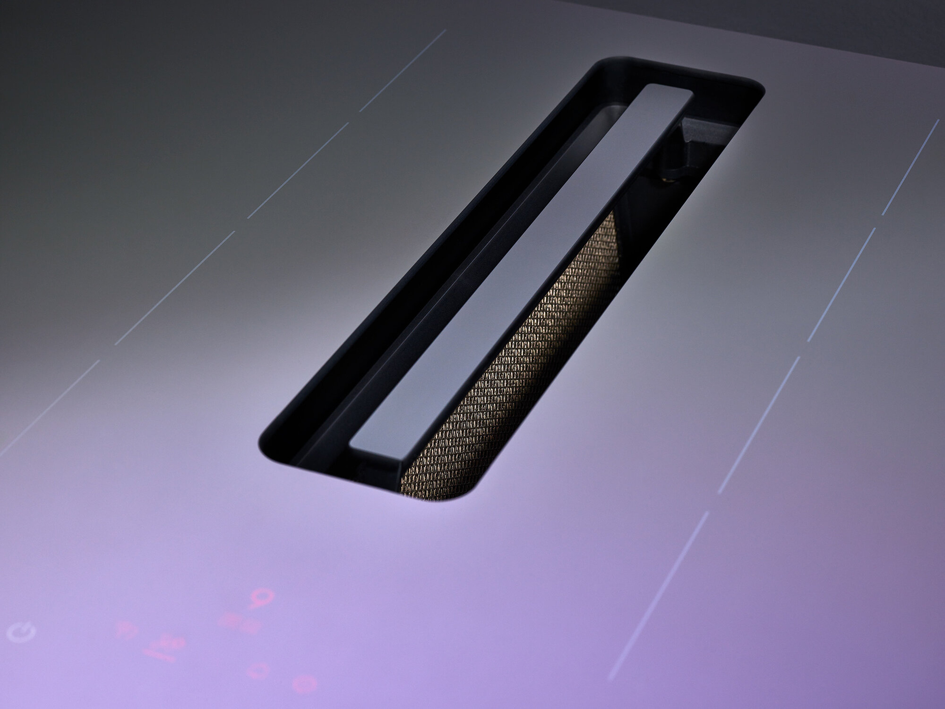 Downdraft-Kochfeld mit integriertem Dunstabzug und herausnehmbarer Fettfilterkassette